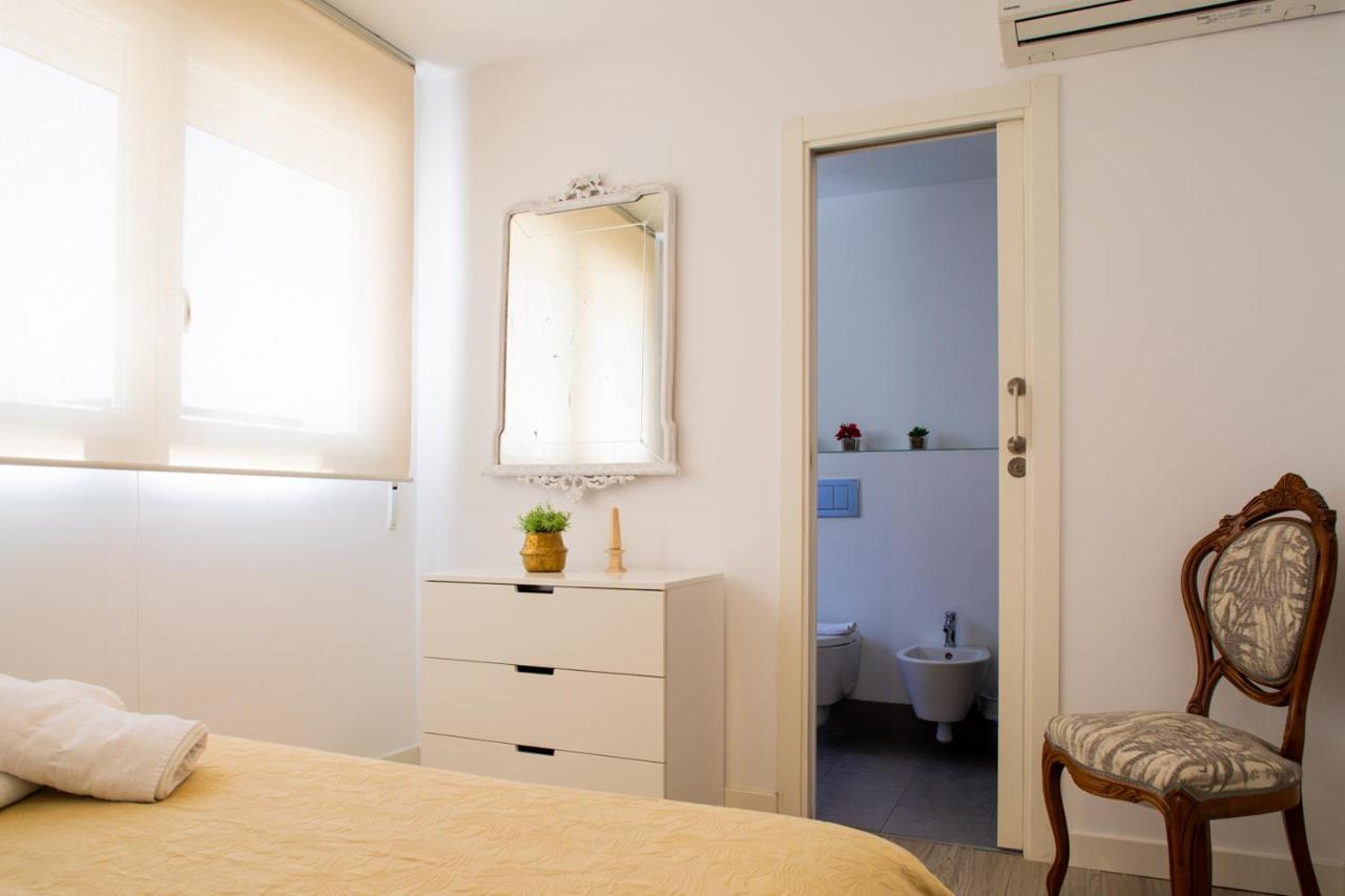 Florit Flats - Cabanyal 3 Bedroom Wifi Ac Terrace Beach Penthouse Valencia Luaran gambar