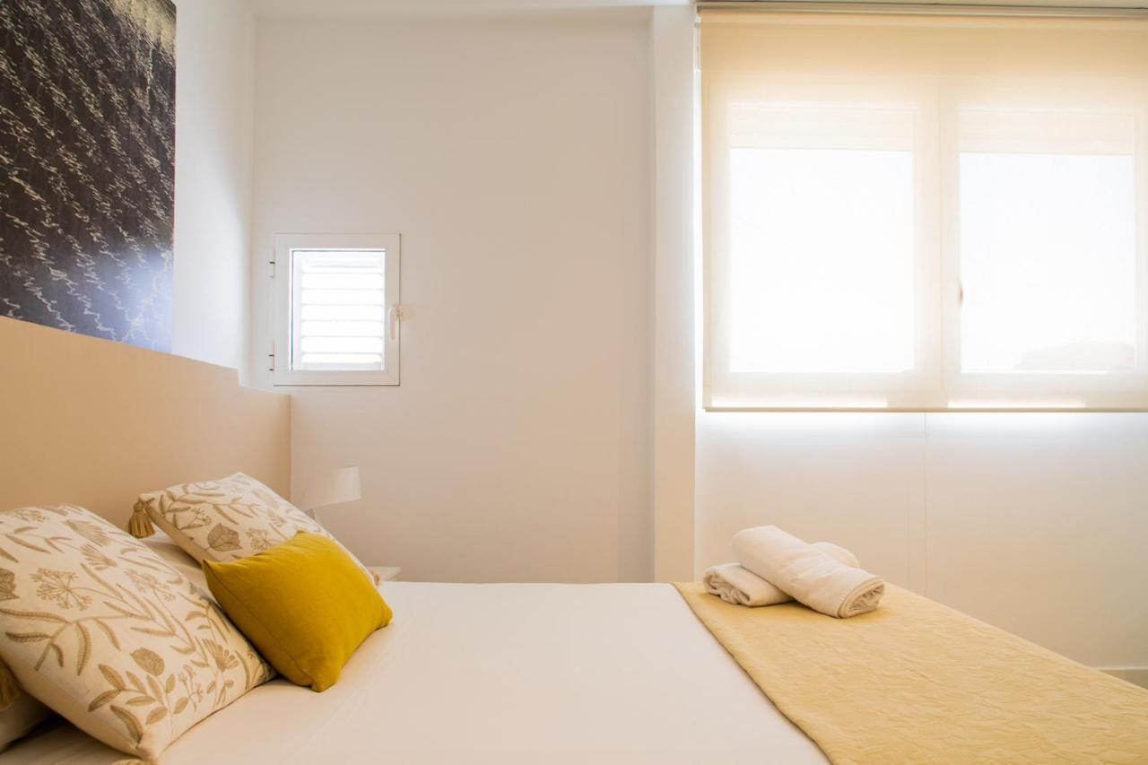 Florit Flats - Cabanyal 3 Bedroom Wifi Ac Terrace Beach Penthouse Valencia Luaran gambar